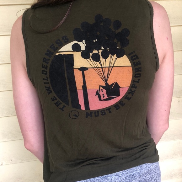 Disney tank top - Picture 2 of 2